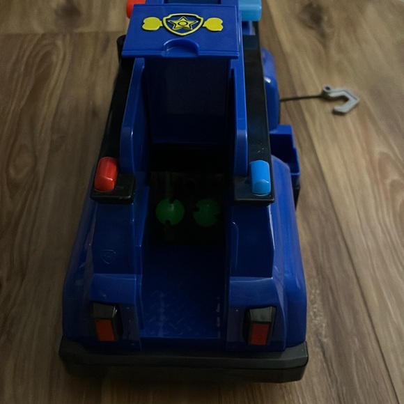 Paw patrol chase cruiser (LIGHTS DO NOT WORK) - Picture 4 of 4